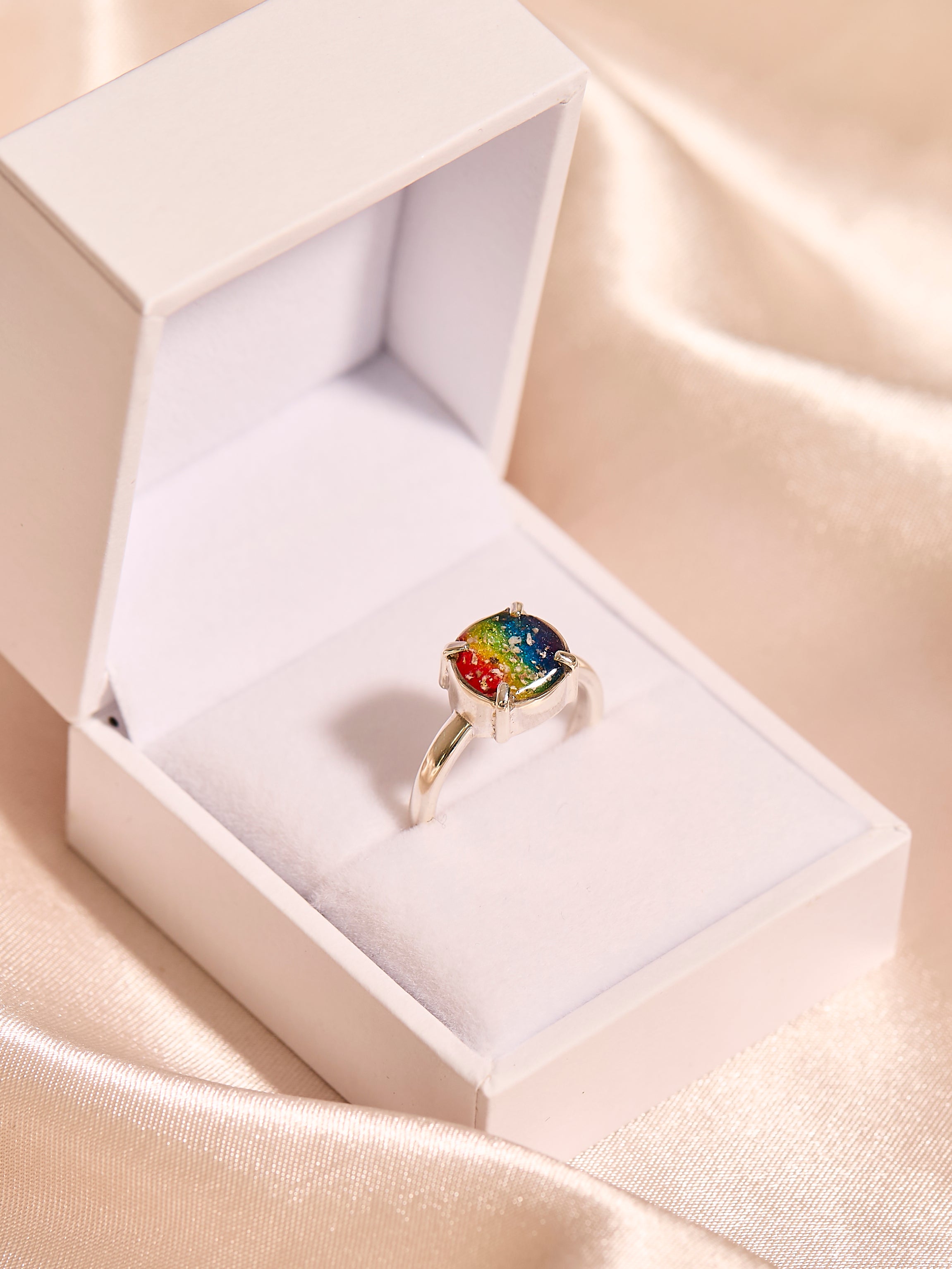 Rainbow Solitaire Ashes Ring