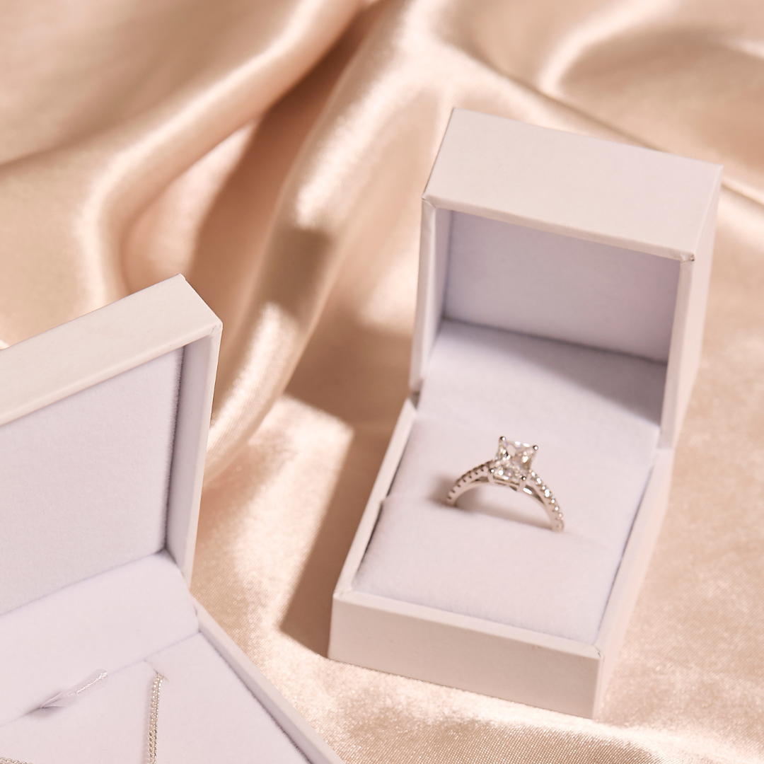 Secret Ashes Eternal Ring
