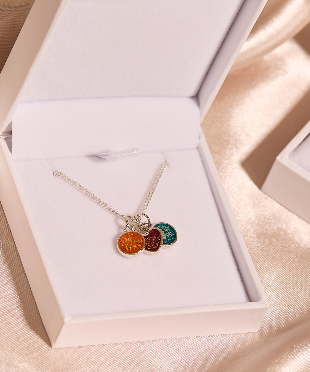 Delicate Trio Ashes Necklace