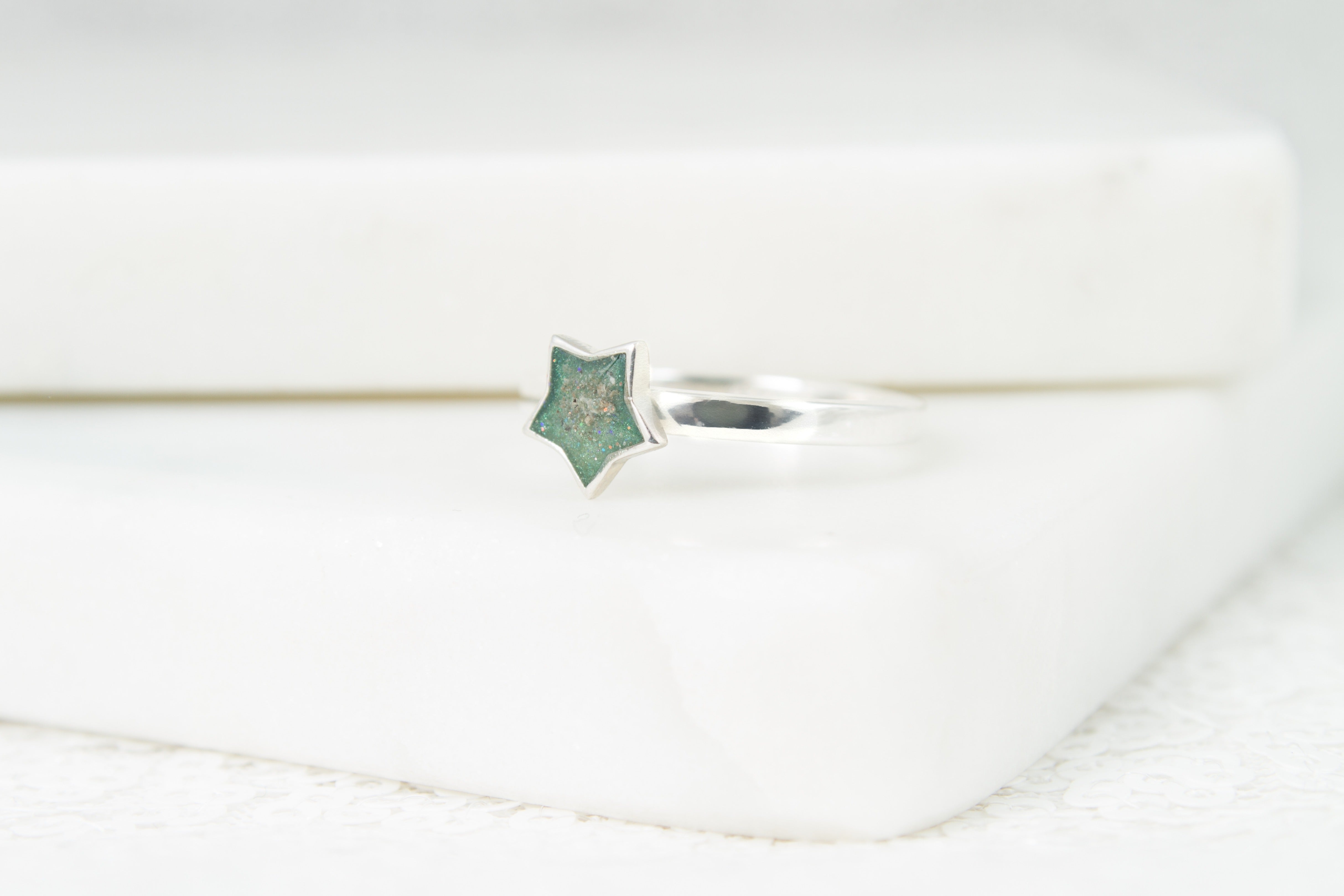 Nova Ashes Ring